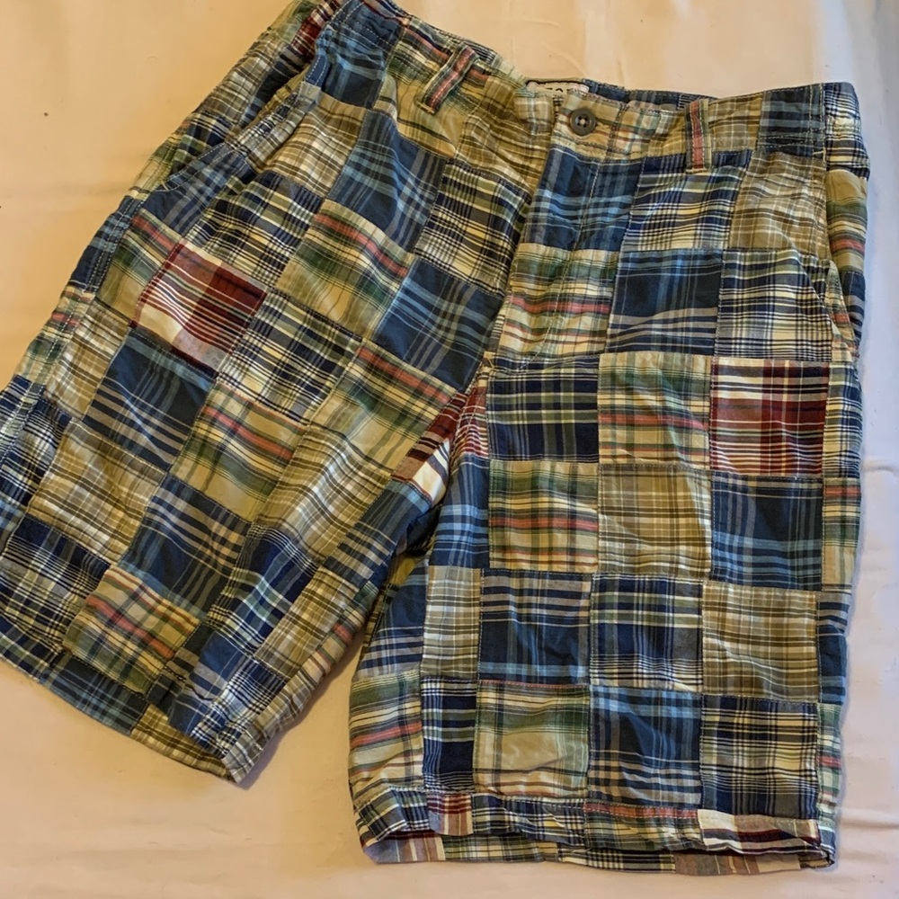 Vintage Izod Men's Blue and Green Plaid Shorts